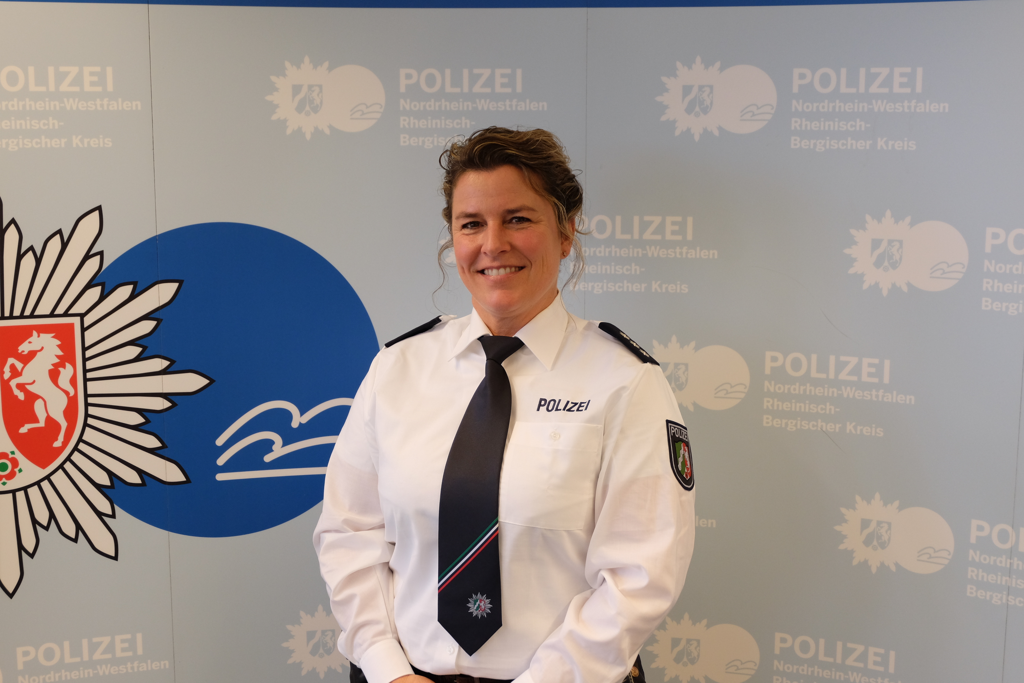 Polizeihauptkommissarin Sandra Lawrenz in Uniform